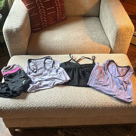 Lululemon Bundle - Picture 1 of 17